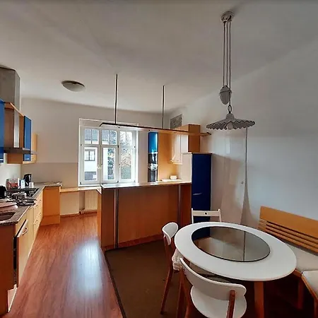 Habitación en casa particular R24 - Rose House *