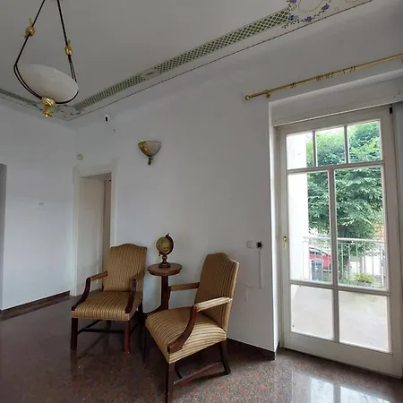 Habitación en casa particular R24 - Rose House
